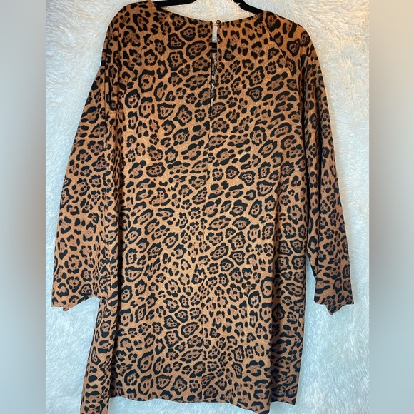WALTER BAKER Leopard Print Long Sleeve Dress - Picture 8 of 8